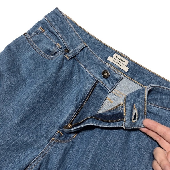 LL Bean Favorite Fit Straight Leg Jeans - Picture 4 of 13